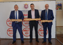 В Крымском академическом русском драматическом театре им. М. Горького состоялось торжественное собрание посвящённое празднованию Дня работников бытового обслуживания населения и жилищно-коммунального хозяйства!