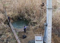 Водолазы помогают «Воде Крыма» устранить порыв на водоводе в Керчи (ФОТО)
