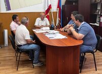 Первый заместитель генерального директора - главный инженер ГУП РК «Вода Крыма» Александр Сафонов провел личный прием граждан в пгт. Николаевка