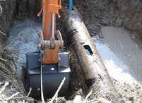 Бригадой АВР Красноперекопского филиала ГУП РК «Вода Крыма» был заменен поврежденный участок напорного канализационного коллектора